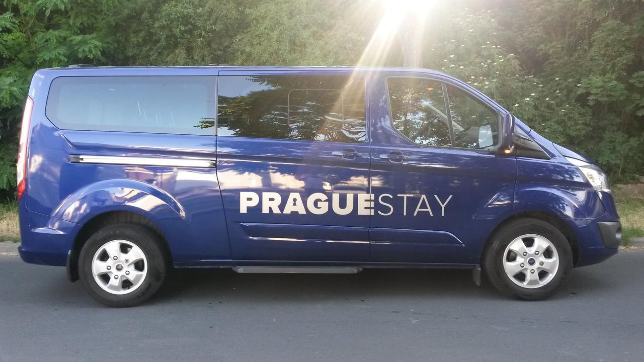 Langhans * Prag